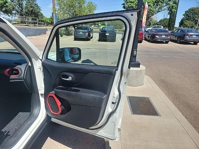 2023 Jeep Renegade Trailhawk
