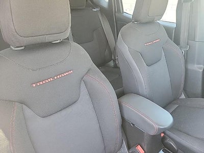 2023 Jeep Renegade Trailhawk