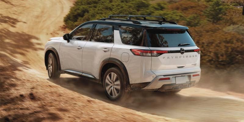 2024 Nissan Pathfinder side view