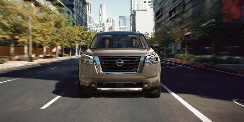 2024 Nissan Pathfinder front view